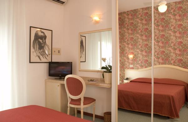 Hotel Igea Spiaggia Bellaria-Igea Marina Zewnętrze zdjęcie