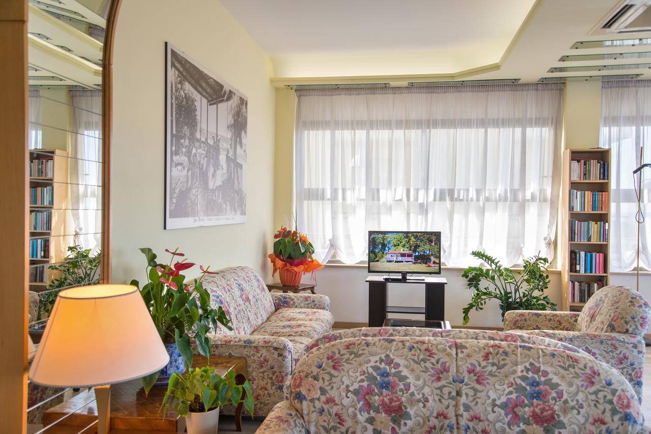 Hotel Igea Spiaggia Bellaria-Igea Marina Zewnętrze zdjęcie